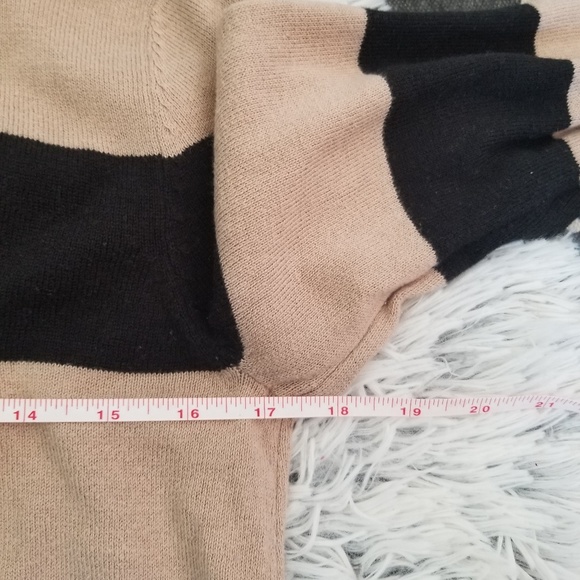 Forever 21 black and tan striped sweater size M - Picture 6 of 6